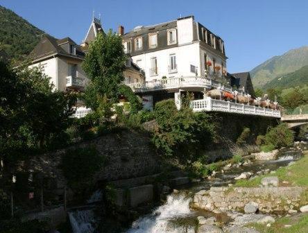 Hotel Tourmalet 吕兹-圣索沃尔 外观 照片